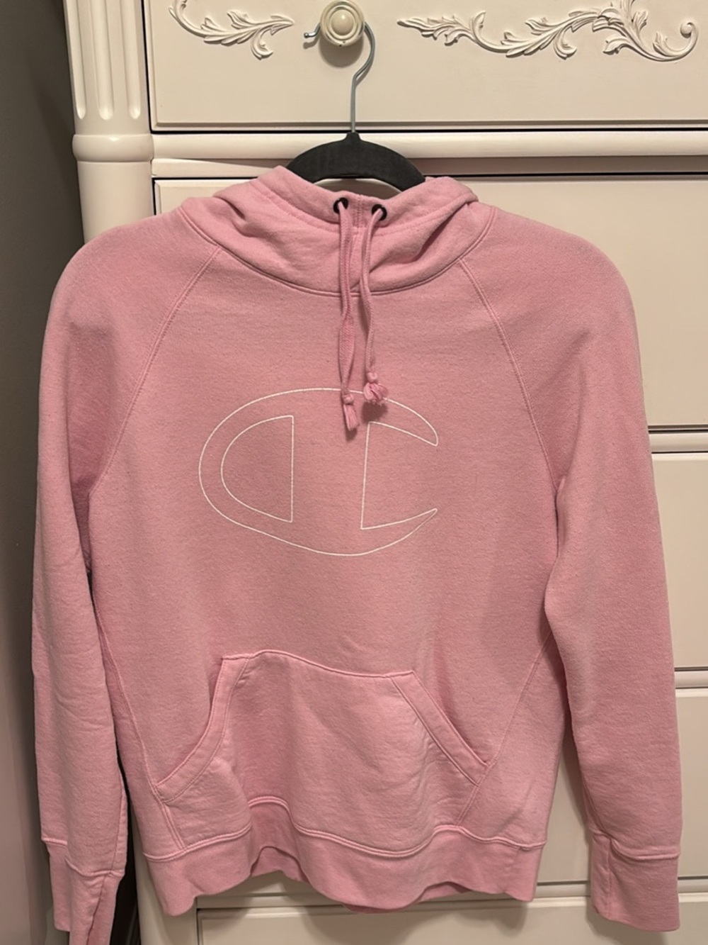 Champion Light Pink Embroidered Logo Hoodie Sweater - Women's